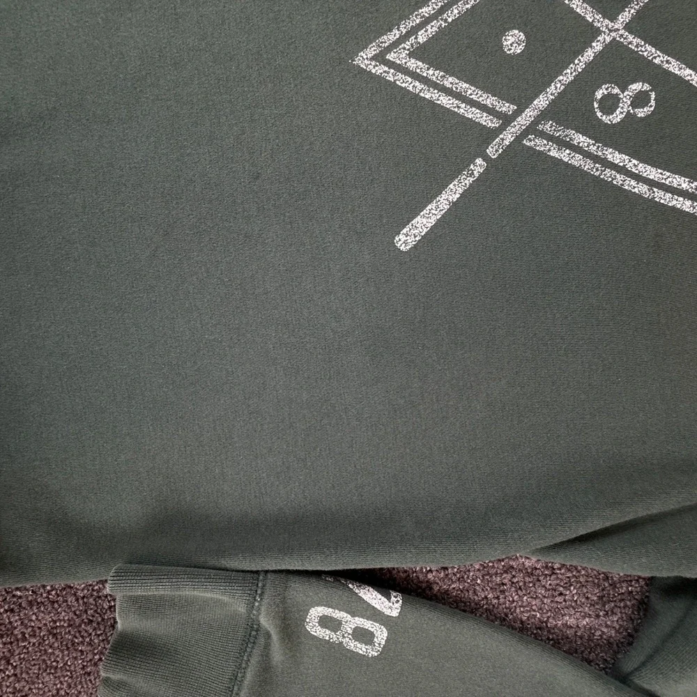 Banana Republic Mens Golf Crewneck Sweatshirt Green Preppy Graphic Pullover M